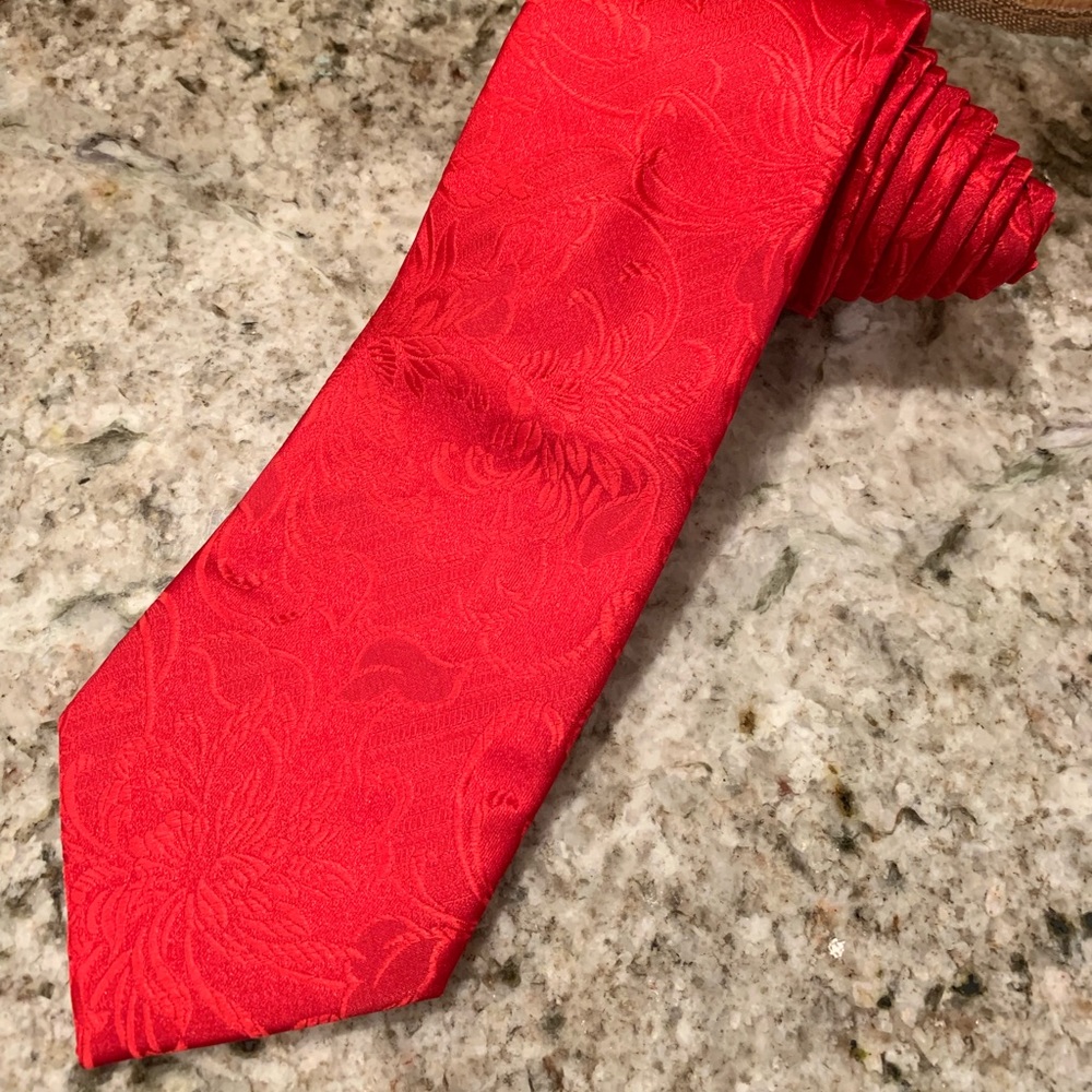 Men’s Jason & Vogue 100% Silk Red Flower Tie